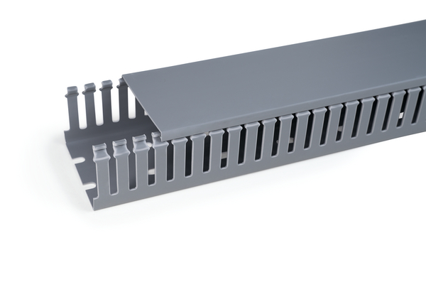 Canaleta PVC com Tampa